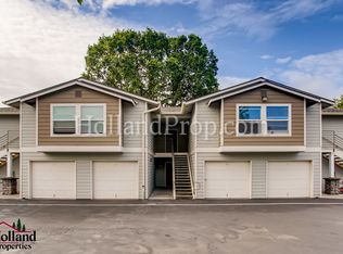15074 NW Central Dr APT 305, Portland, OR 97229