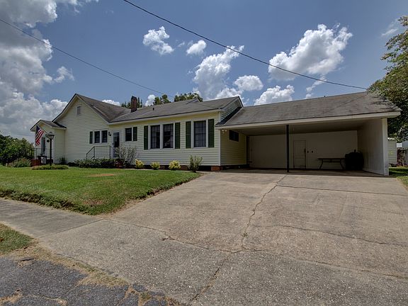 4th image of 214 E Carriere St