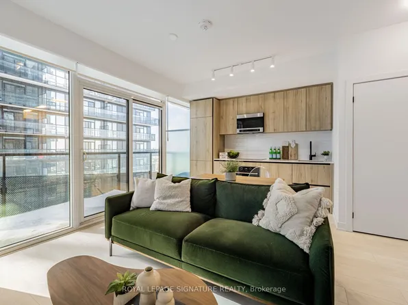 127 Broadway Ave #2307, Toronto, ON M4P 1V4