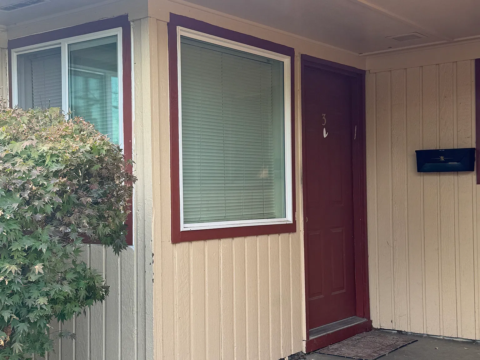 2 bed, 650 sqft, $1,400 — Photo 1