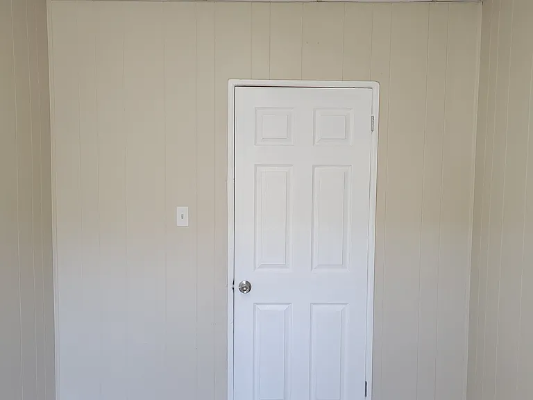 569 S Main St #2 — Photo 5