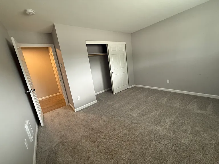 Arbor View Apartments — Photo 9
