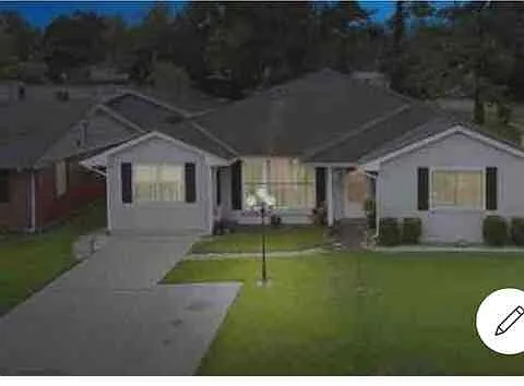 137 Mattie St #1 Photo 1 137 Mattie St #1 Photo 1