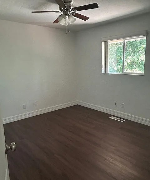 492 Bruces Corner St — Photo 11