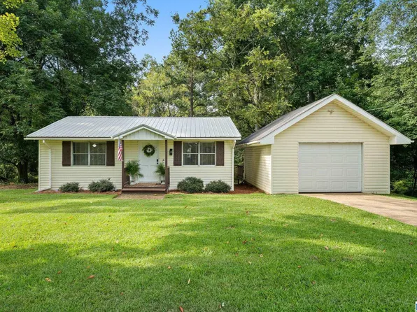 1512 Melton Rd, Bessemer, AL 35022