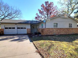 350 S Parkridge St, Wichita, KS 67209