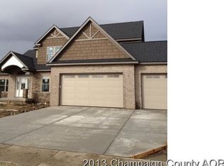 1609 English Oak Dr, Champaign, IL