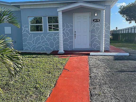 2nd image of 3470 NW 205th St