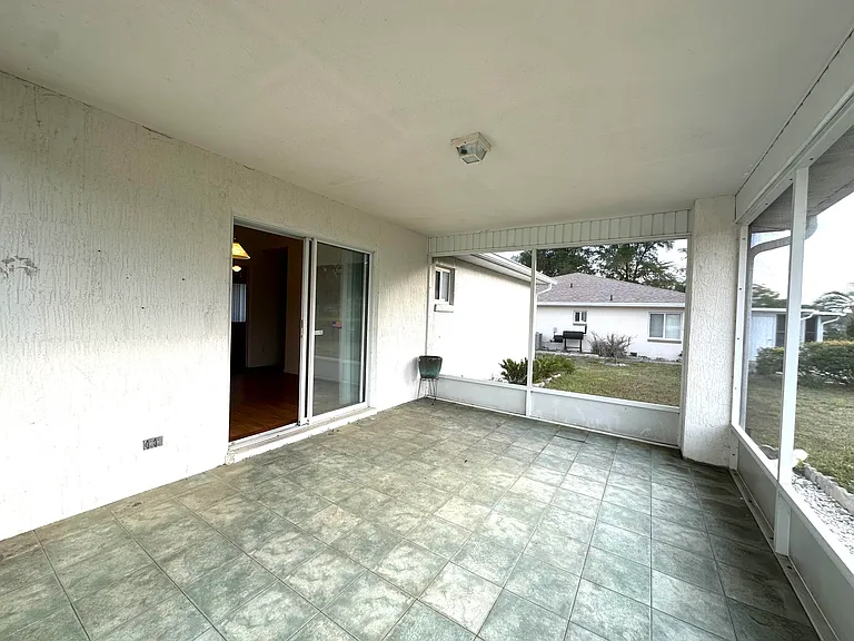 10312 SW 61st Terrace Rd — Photo 16