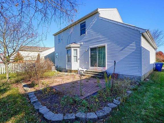 4th image of 117 Thevintree Dr