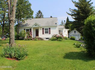 296 Church Rd, Glenville, NY 12302