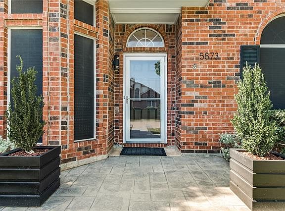 3rd image of 5873 Baker Dr