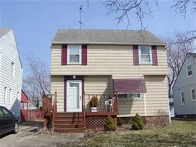 4509 W 174th St photo 1