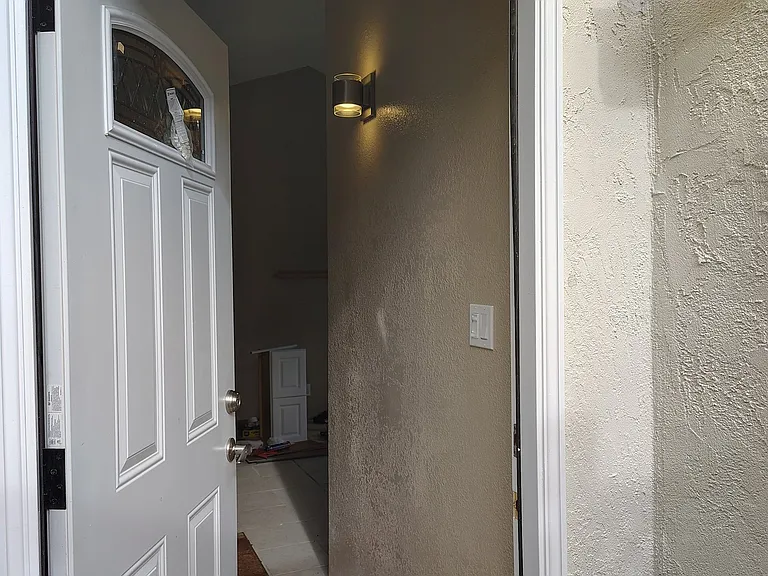 3116A Joanne Cir — Photo 2