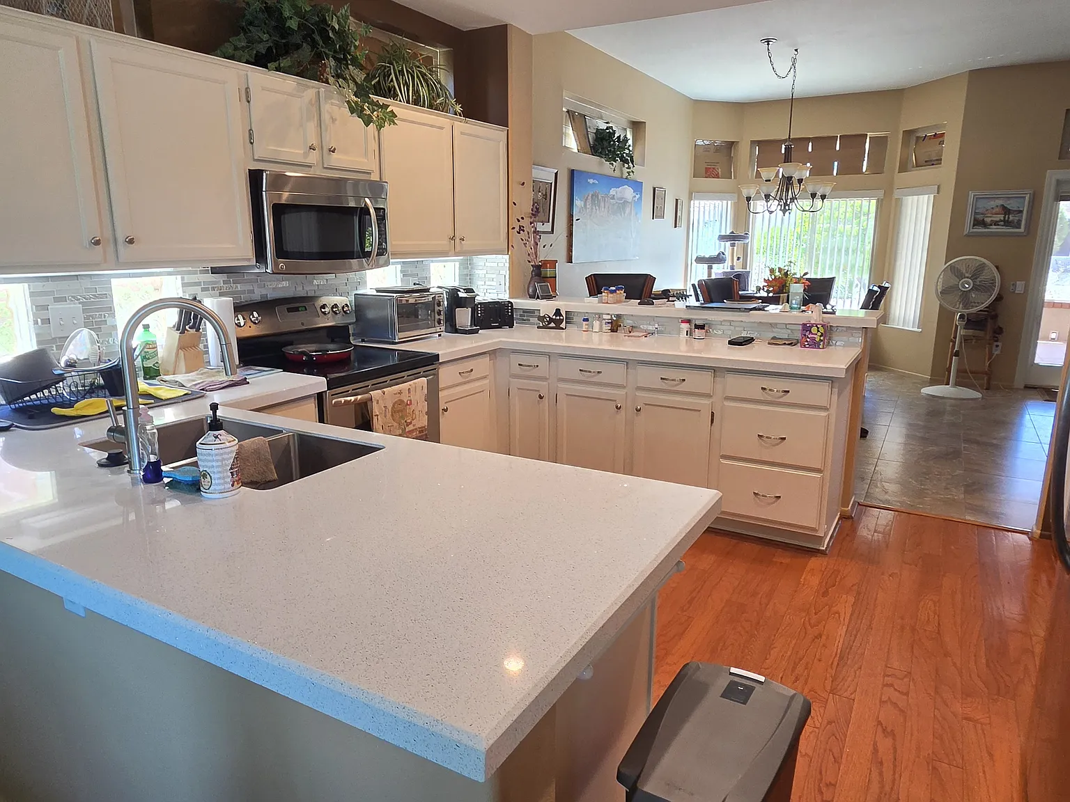 2 bed, 1794 sqft, $3,500 — Photo 2