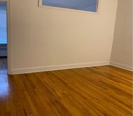 Rented by Dynamik Realty | media 16