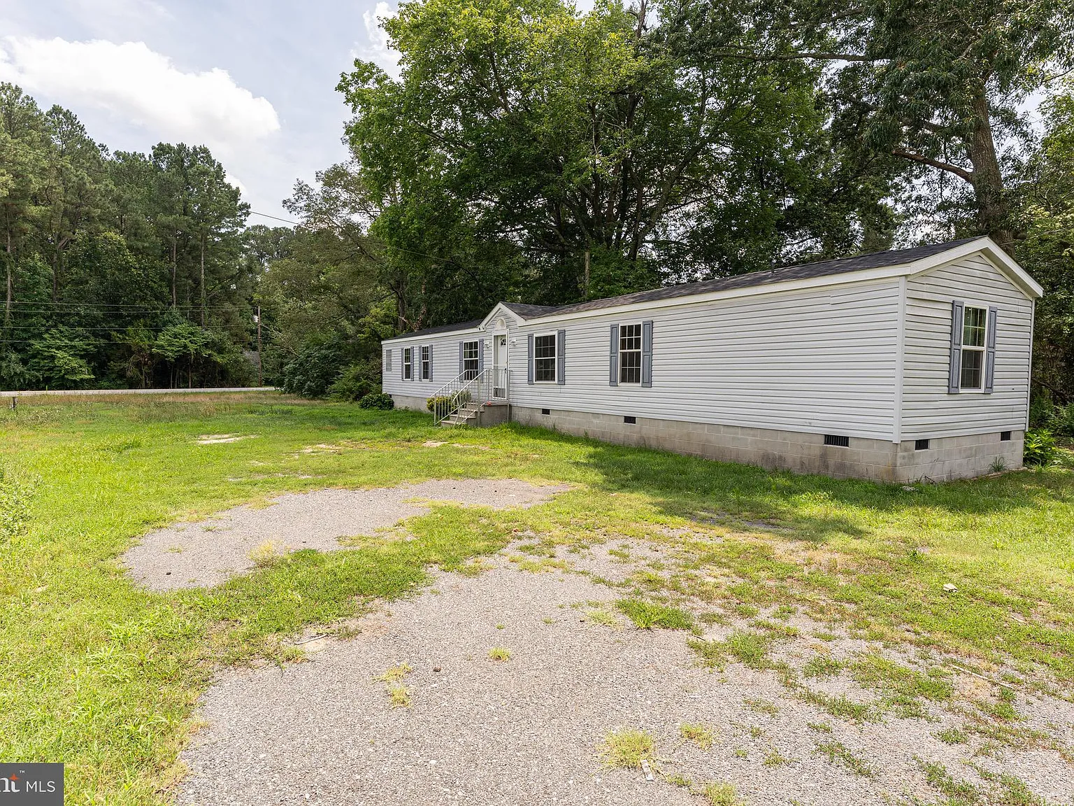 3 bed, 1300 sqft, $1,495 — Photo 3