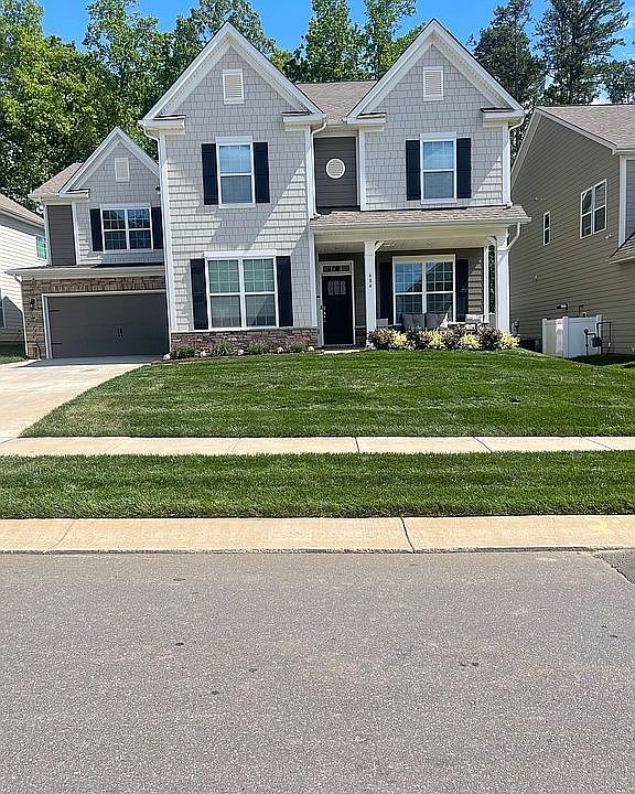 2nd image of 684 Belle Grove Dr