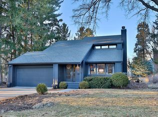 1006 Monroe St, Pella, IA 50219