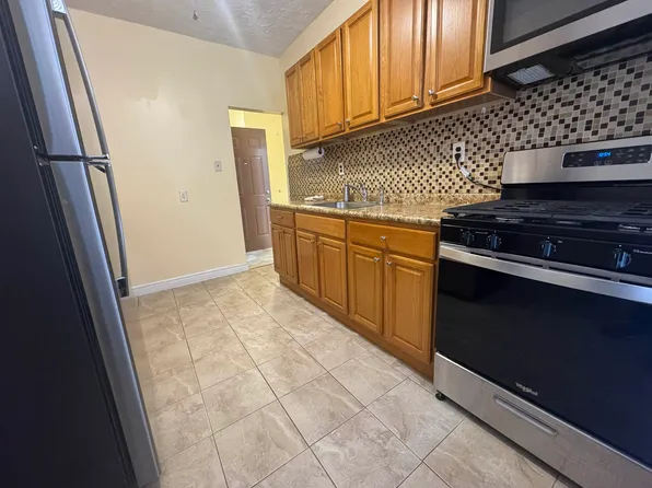 158 East 91st Street image 1 of 8