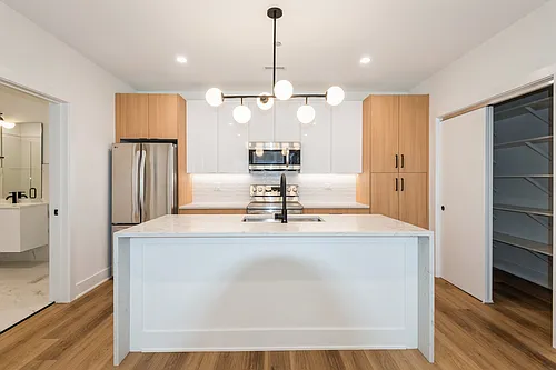 1442 W Fillmore St #503 Photo 1