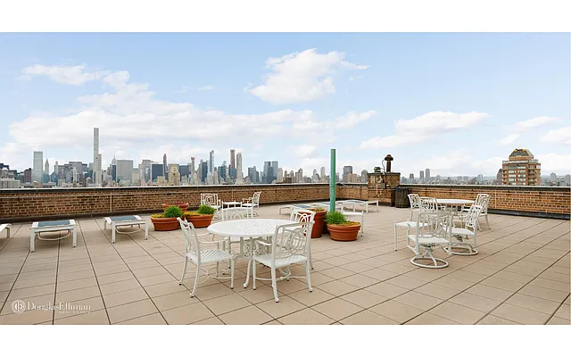 Sold by Douglas Elliman | media 26