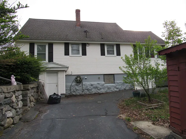 21 Barbara St — Photo 3