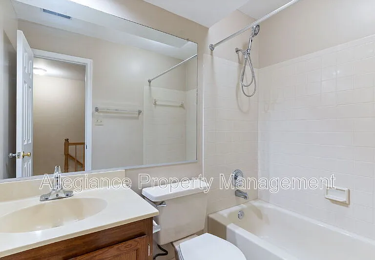 8073 Morning Meadow Ct — Photo 22