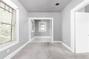 2102 Brackenridge St #B — Photo 16
