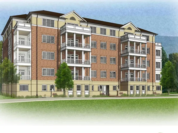 465 White Gables Ln #402, Charlottesville, VA 22903