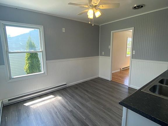 5th image of 1883 Willett Dr