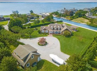 6 Bayberry Ln, Remsenburg, NY 11960