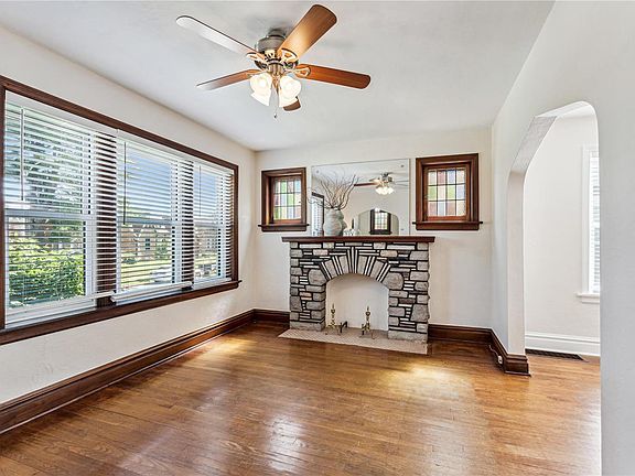 4th image of 5018 Parker Ave