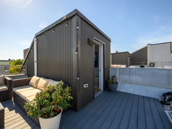 302 6th Street image 24 of 35