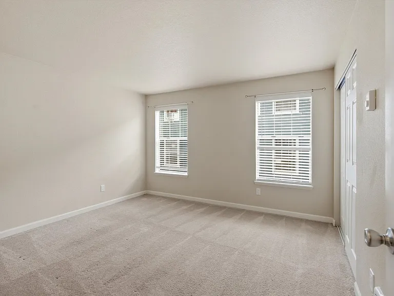 16419 Spruce Way #F3 — Photo 15