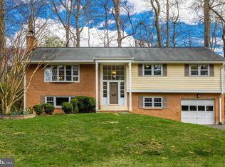 3321 Prince William Dr, Fairfax, VA 22031