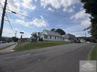 105 N 20th St, Wytheville, VA 24382