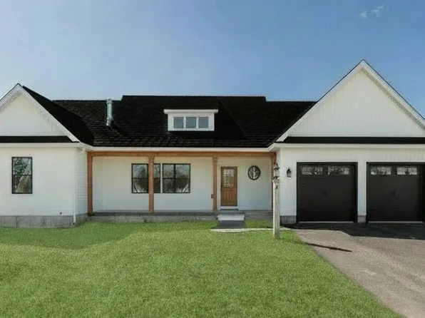 26 Meeting House Road, Biddeford, ME 04005