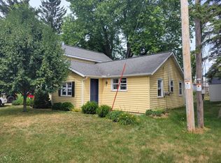 141 N Mill St, Kingston, WI 53939