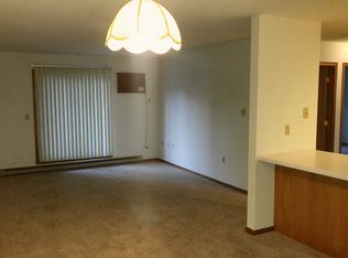855 E Belleview St APT 111, Winona, MN 55987
