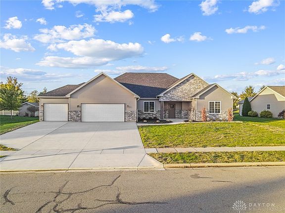 2nd image of 9588 Augusta Ln