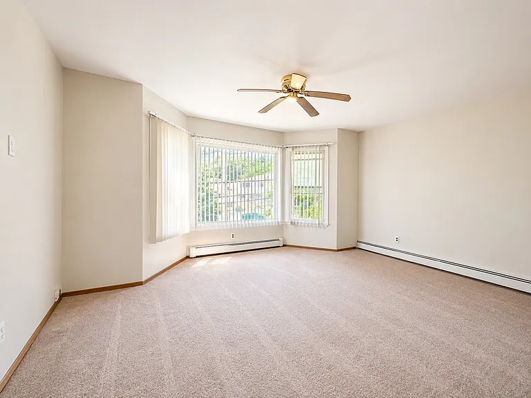 120 Fenner Ave #2 — Photo 3