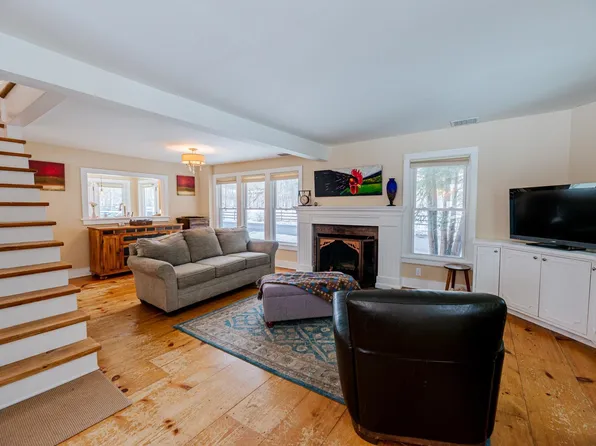 21 Peace Street, Dorset, VT 05251