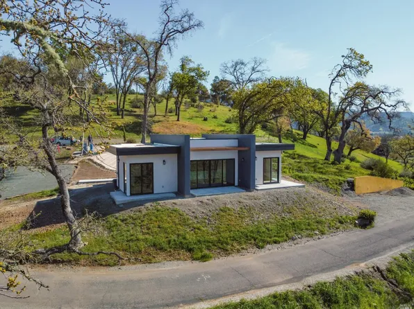 1108 Bennett Ln, Calistoga, CA 94515