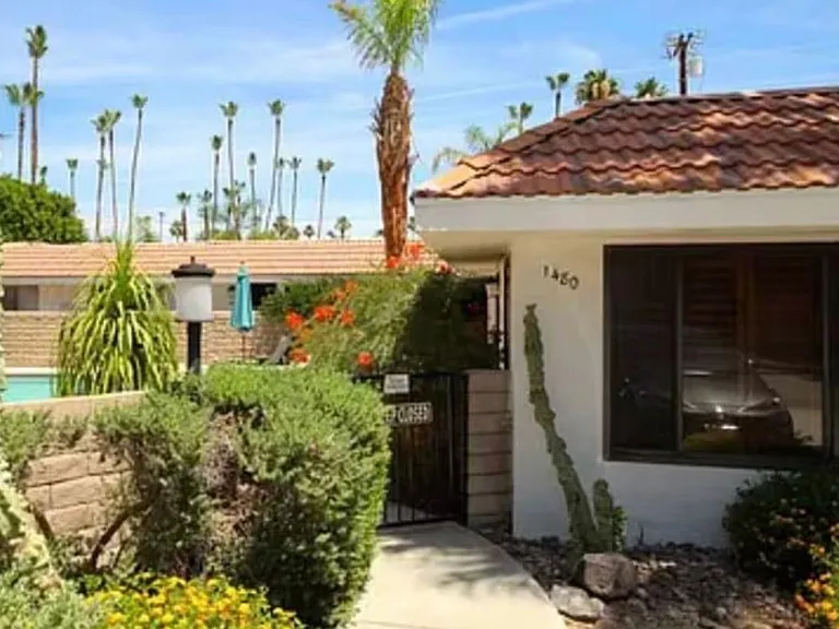 1480 E Palm Tree Dr — Photo 12