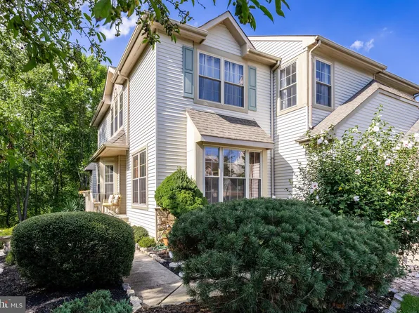 1 Shelburne St, Burlington, NJ 08016