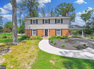 159 Falcon Dr, Pasadena, MD 21122