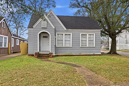 2399 North St Photo 1