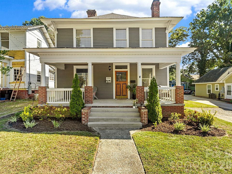 1st image of 233 Marion St