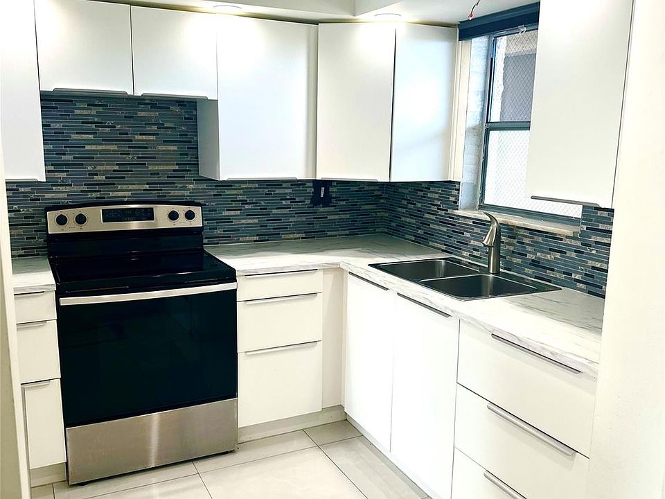 1st image of 5900 NW 44th Street #814